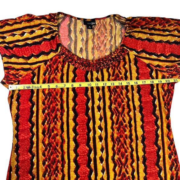 East 5th Blouse Women XL Red Yellow Geometric Print Short Sleeve Stretch Top - Picture 8 of 9